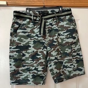 Guess mens camo cargo shorts